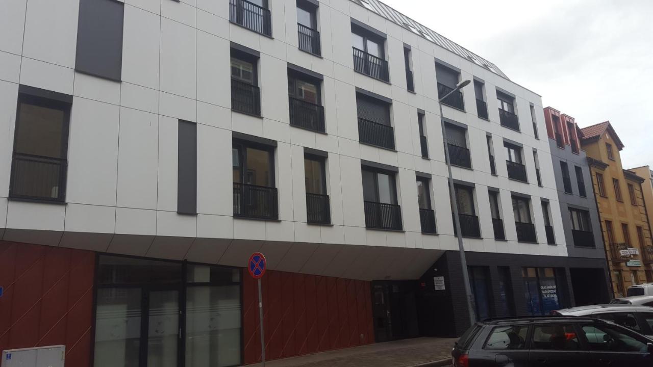 Apartament Skarbowa 1& Parking Lešno Exteriér fotografie