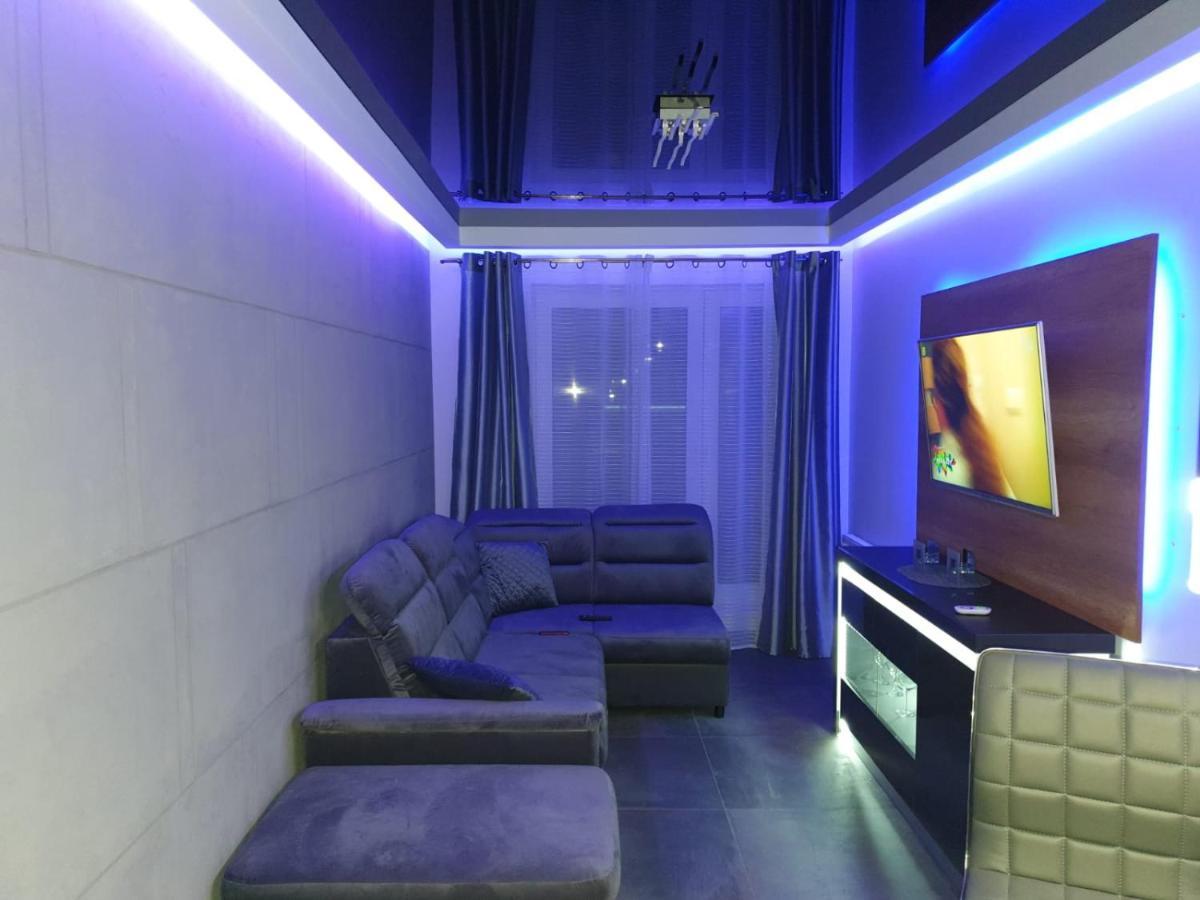 Apartament Skarbowa 1& Parking Lešno Exteriér fotografie